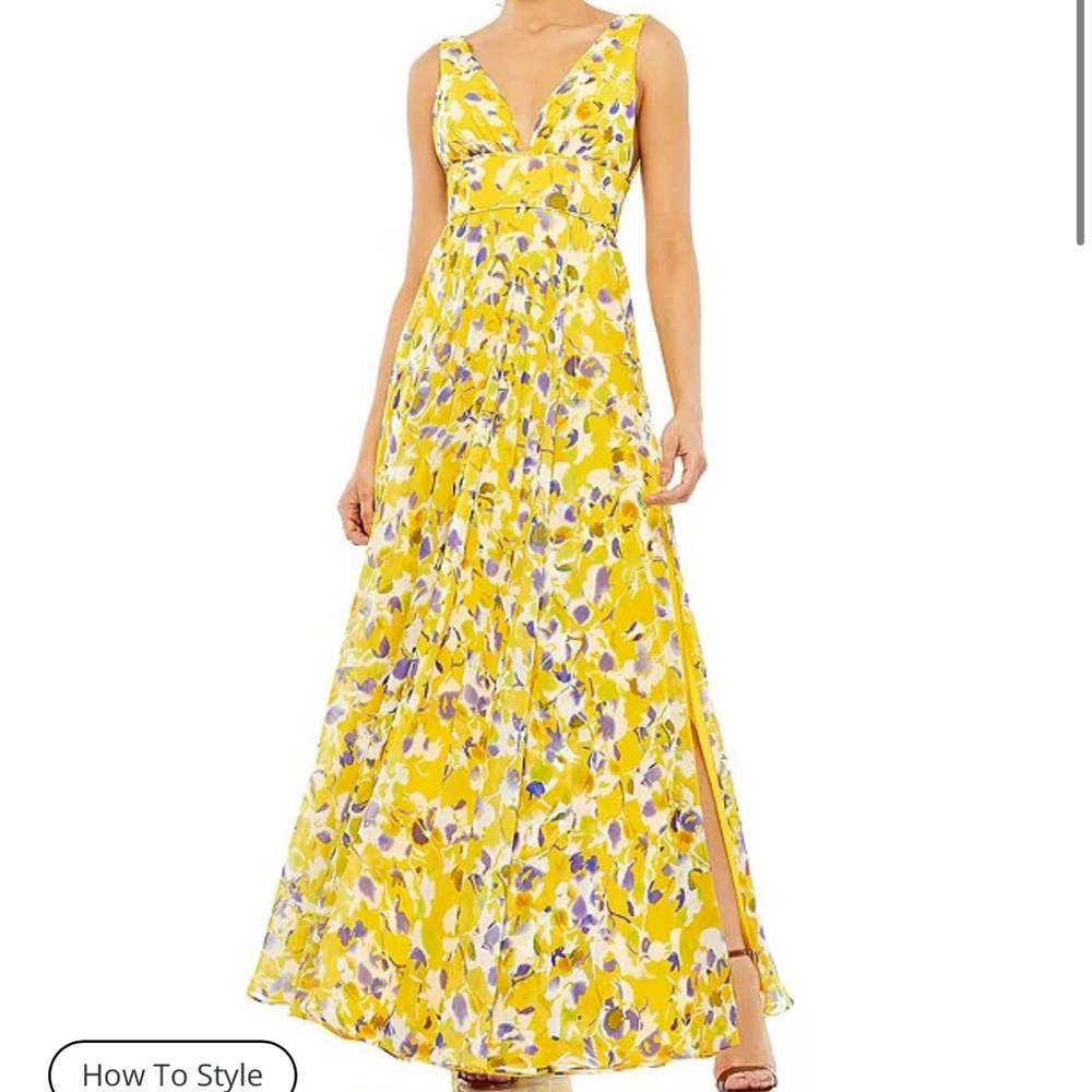 MAC DUGGAL - V-Neck Floral Print Sleeveless Chiffon Side Slit A-Line Gown